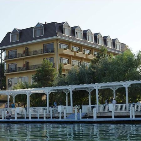 River Side Hotel Mingachevir Exterior foto