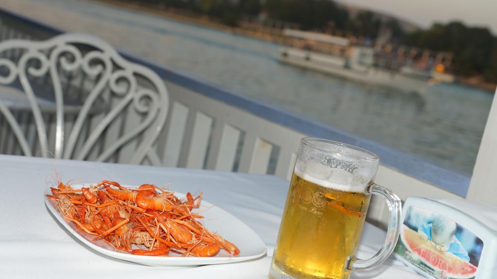 River Side Hotel Mingachevir Exterior foto